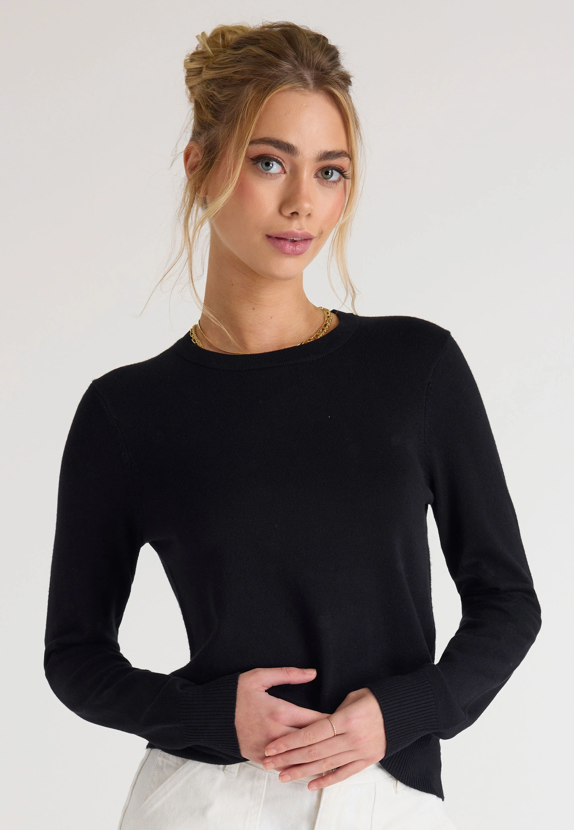 Womens Black Long Sleeve Jumper