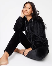 Women's Black Soft Velour Loungewear Set (2-Piece Set)