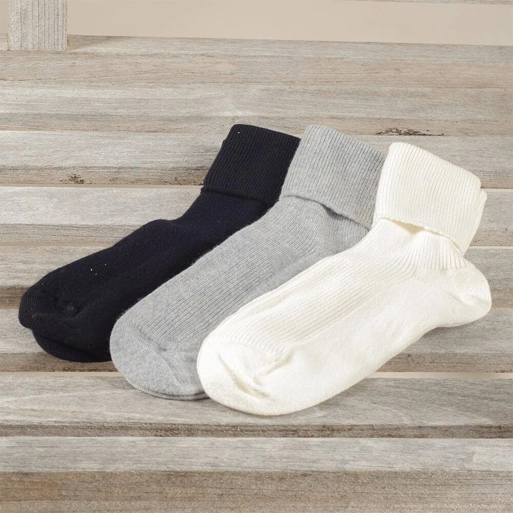 Womens Cashmere Socks Set