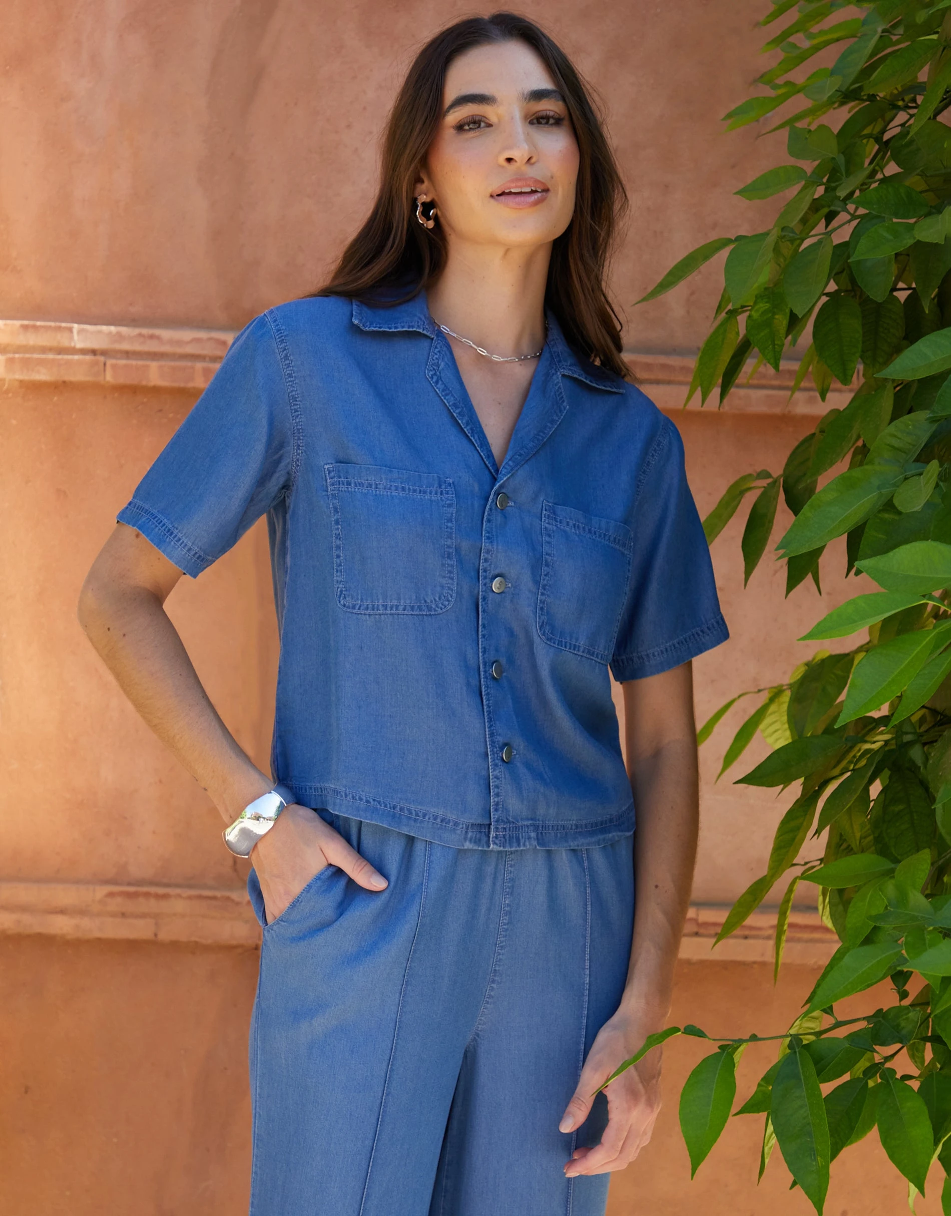 Women's Light Wash Cropped Chambray Shirt