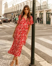 Women's Red Floral Print Flutter Sleeve Midi Dress