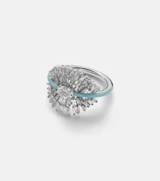 18kt white gold pinky ring with diamonds 18kt white gold pinky ring with diamonds