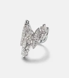 18kt white gold ring with diamonds 18kt white gold ring with diamonds