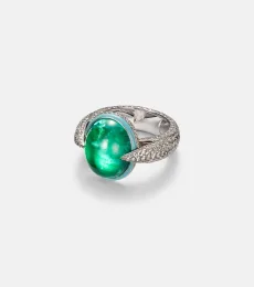 18kt white gold ring with emeralds and diamonds 18kt white gold ring with emeralds and diamonds