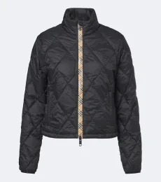 Abrigo acolchado con Burberry Check Abrigo acolchado con Burberry Check