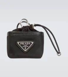 AirPods case AirPods case