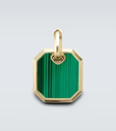 Amulet 18kt gold pendant with malachite Amulet 18kt gold pendant with malachite