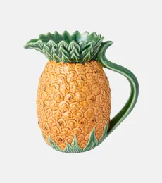 AnanÃs ceramic pitcher