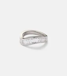Anillo Wave de oro blanco de 18 ct con diamantes Anillo Wave de oro blanco de 18 ct con diamantes