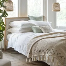 Aubrey Bed - Natural / Weathered Oak, King