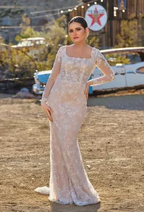 AW Lugal Wedding Dress AW Lugal Wedding Dress