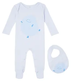Baby printed cotton onesie and bib set Baby printed cotton onesie and bib set