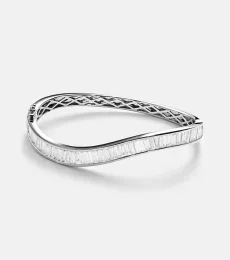 Bague Saturn en or blanc 18 ct et diamants Bague Saturn en or blanc 18 ct et diamants