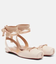 Bailarinas Cassia Lace Up de satén Bailarinas Cassia Lace Up de satén