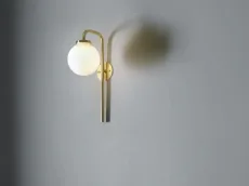 Big Bulb - DALI-B Wall Light polished nickel with shiny opal glass Big Bulb - DALI-B Wall Light polished nickel with shiny opal glass