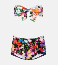 Bikini floral con lazo Bikini floral con lazo