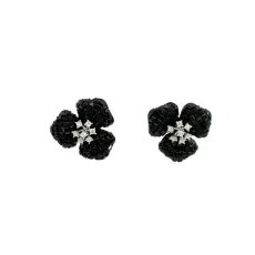 Black and White Flower Earrings Black and White Flower Earrings