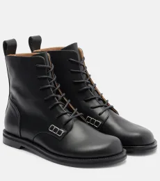 Botas de piel con cordones Botas de piel con cordones