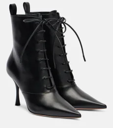 Bottes en cuir à lacets