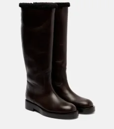 Bottes en cuir et shearling