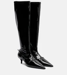 Bottes en cuir verni
