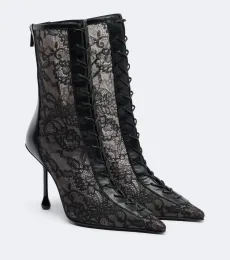 Bottines Scarlett en dentelle et cuir