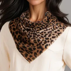 Brown Leopard Print Cashmere Square Foulard Brown Leopard Print Cashmere Square Foulard