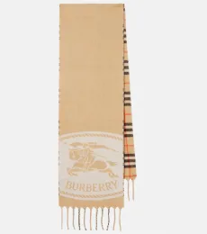 Burberry Check reversible cashmere scarf Burberry Check reversible cashmere scarf