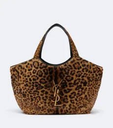Cabas Icare en cuir façon poulain Cabas Icare en cuir façon poulain