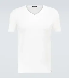 Camiseta de algodón con cuello en V Camiseta de algodón con cuello en V