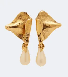 Cassandre faux pearl clip-on earrings Cassandre faux pearl clip-on earrings