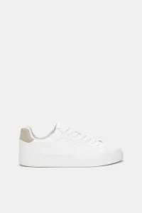 Casual Trainers With Detail Casual Trainers With Detail
