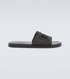 Chanclas con DG