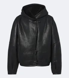Chaqueta Amiel de piel con capucha Chaqueta Amiel de piel con capucha