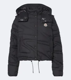 Chaqueta de plumas Leona con capucha Chaqueta de plumas Leona con capucha