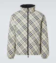 Chaqueta de plumas reversible con Burberry Check Chaqueta de plumas reversible con Burberry Check