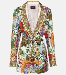 Chaqueta de seda floral Chaqueta de seda floral
