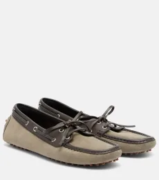 Chaussures bateau en daim et cuir Chaussures bateau en daim et cuir