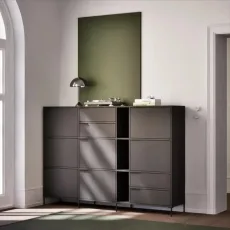 Chest Of Drawers in Black with Backpanels and Legs Chest Of Drawers in Black with Backpanels and Legs
