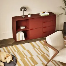 Chest Of Drawers in Burgund with Backpanels Chest Of Drawers in Burgund with Backpanels