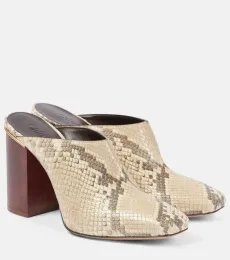Chloé Mules Ambre de piel grabada Chloé Mules Ambre de piel grabada