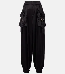 Chloé Pantalones cargo de satén de seda Chloé Pantalones cargo de satén de seda