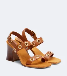 Chloé Sandalias de piel adornadas Chloé Sandalias de piel adornadas