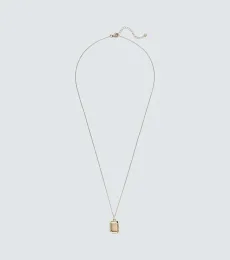 Collar con colgante Initial de oro de 14 ct Collar con colgante Initial de oro de 14 ct