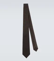 Corbata de jacquard de seda con GG Corbata de jacquard de seda con GG