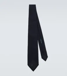 Corbata de seda granadina