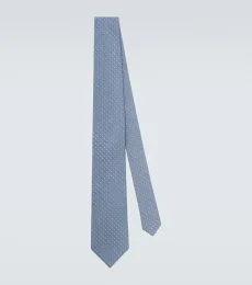 Cravate en soie à motif jacquard Cravate en soie à motif jacquard