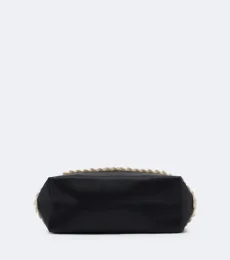 Crochet-trimmed clutch Crochet-trimmed clutch