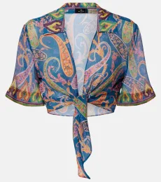 Crop top con paisley Crop top con paisley
