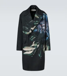 Double-breasted printed jacquard coat